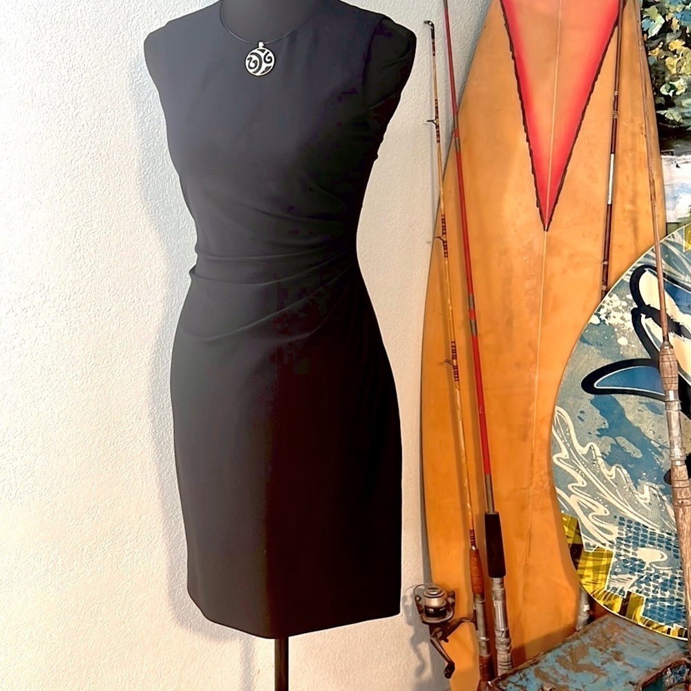 🔥Theory,Elegant,Classic,Timeless l,Ruched, Form-Flattering Black Dress - Picture 6 of 9